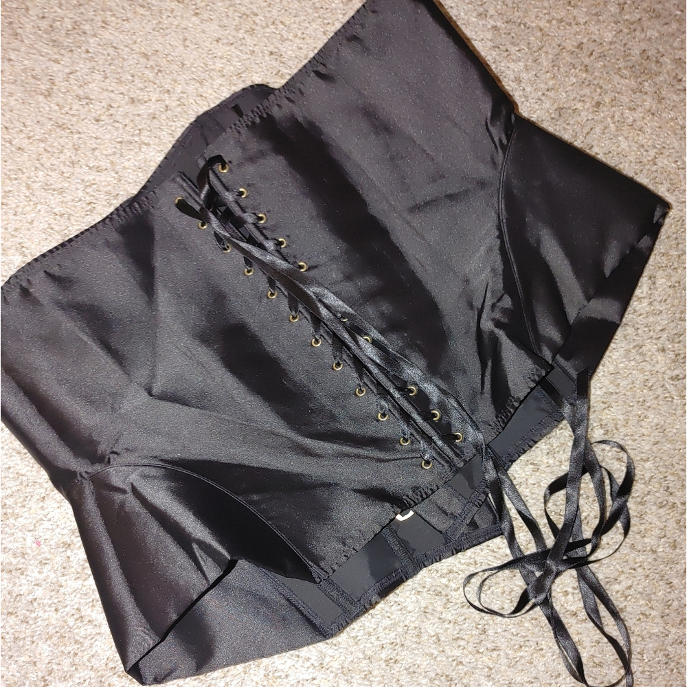 Naturally Close Corset Size 24 - Picture 4 of 4